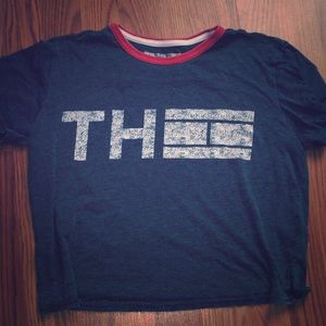 Tommy Hilfiger cropped shirt